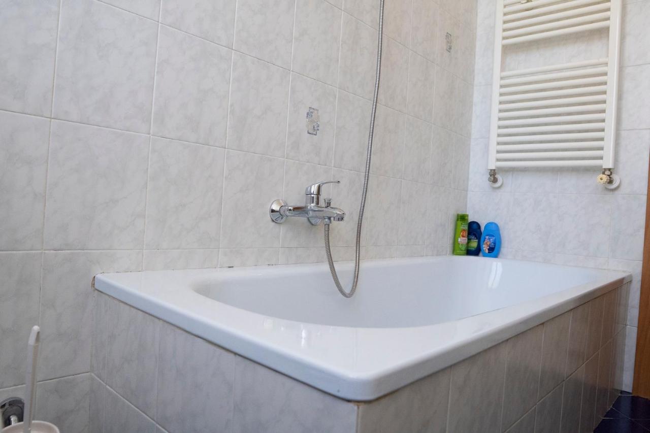 Casa Le Corti Apartment Livorno Bagian luar foto